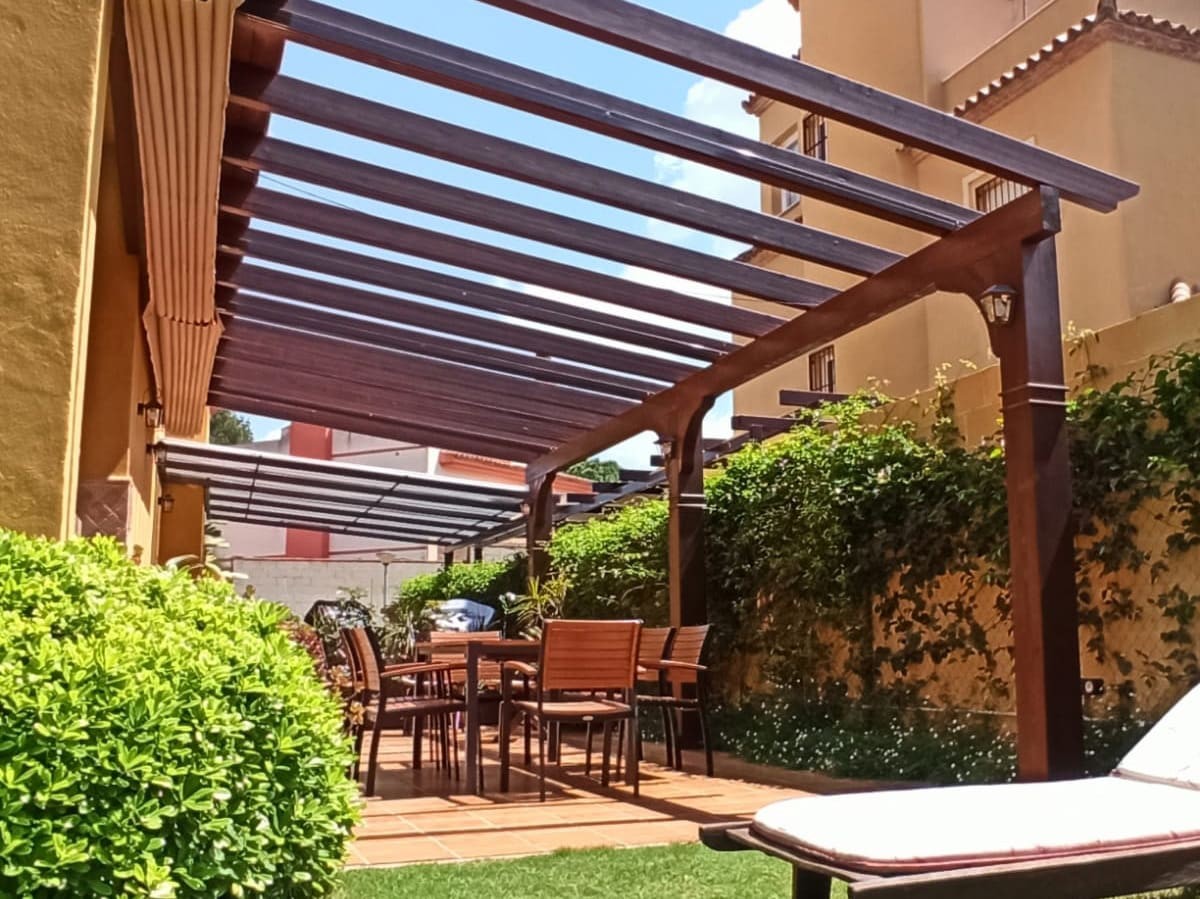 06-2025 Pérgolas a medida